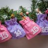 Adventskalender Jutesäckchen, Größe 12 x 15 cm, rosa und violett + weiße Zahlen Jutesäckchen
