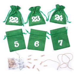 Adventskalender Jutesäckchen 12 x 15 cm - grüne + weiße Zahlen Weihnachtsbeutel