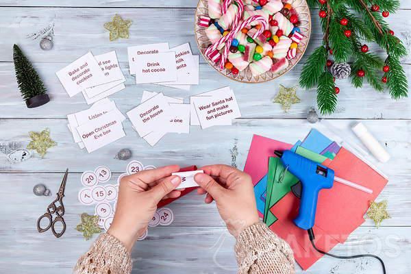 Adventskalender und was hinein? Wir schlagen Aufgaben vor!