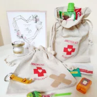 Säckchen à la Leinen 15 x 20 cm mit Aufdruck - Hangover Kit Mittlere Beutel