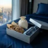 Mini-Baumwollbeutel aus Naturstoff in einer Geschenkbox