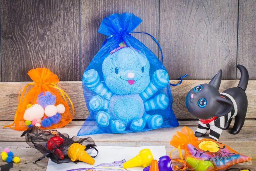 Halloween-Taschen - Organza-Dekoration im Kinderzimmer