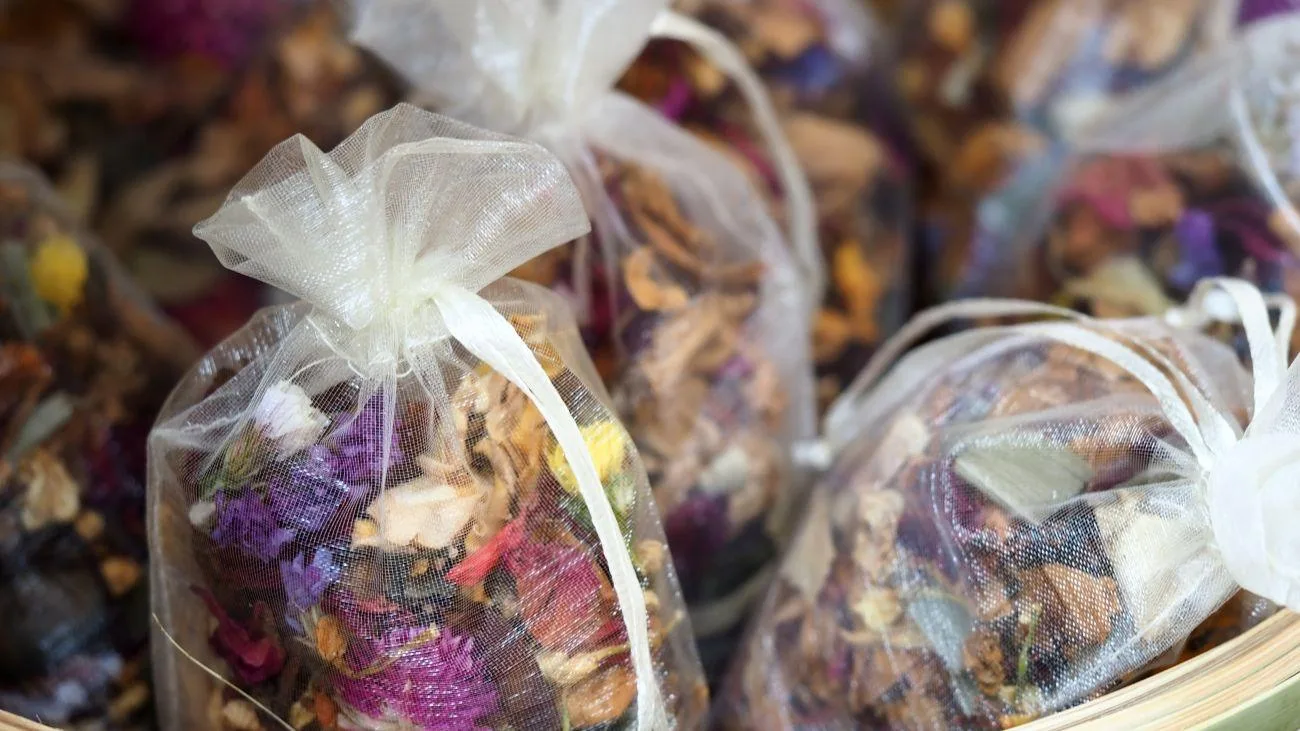 Duftende Organzabeutel mit Potpourri
